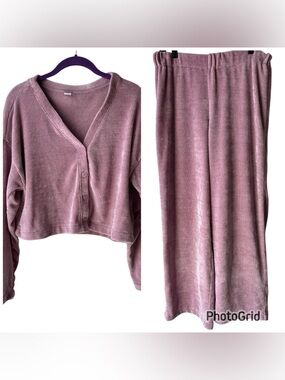 Medium Old Navy Purple Chenille Cozy Lounge Soft Set Pant Top Long Sleeve Button